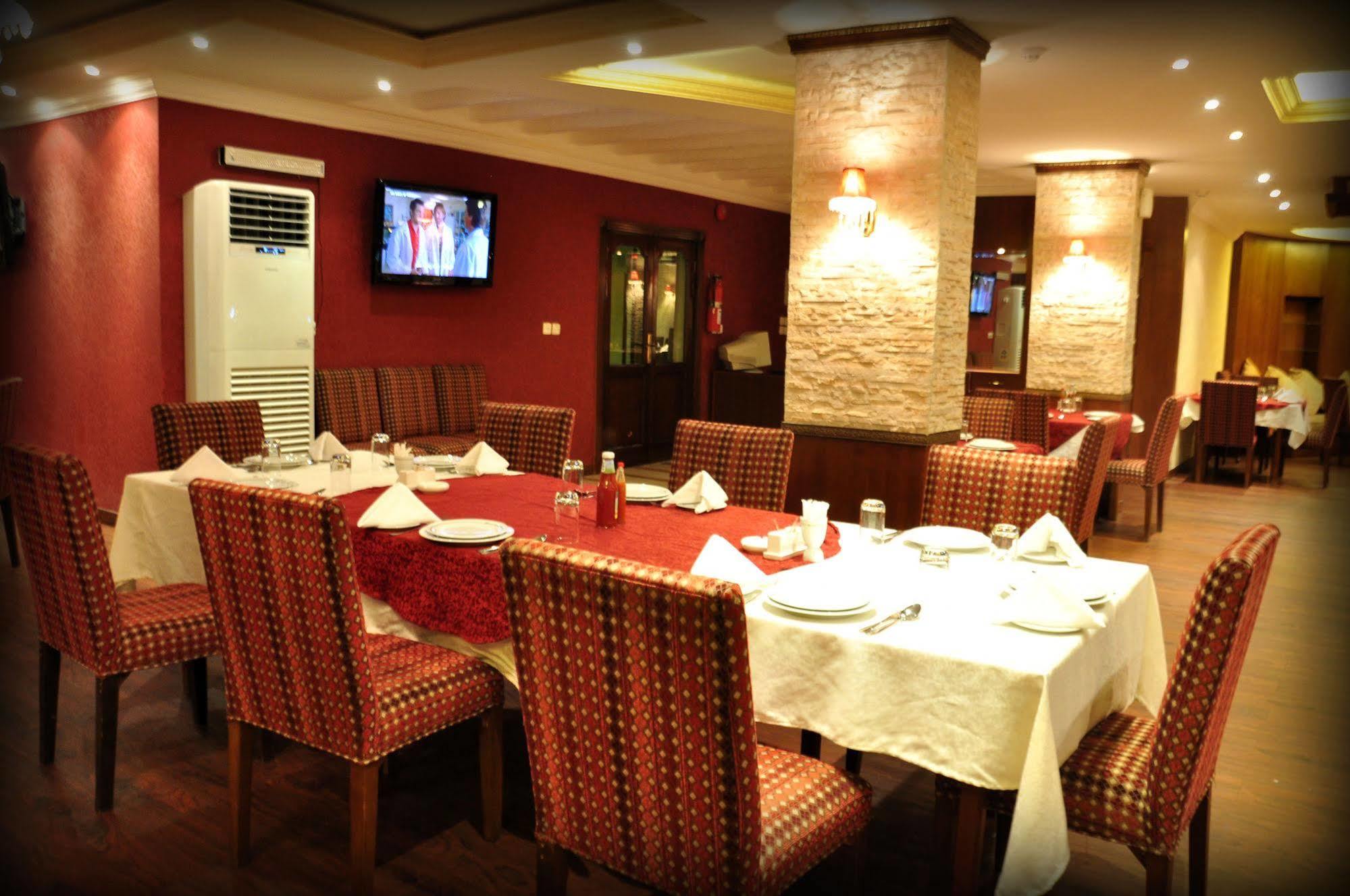Al Higgi Hotel Yanbu Εξωτερικό φωτογραφία
