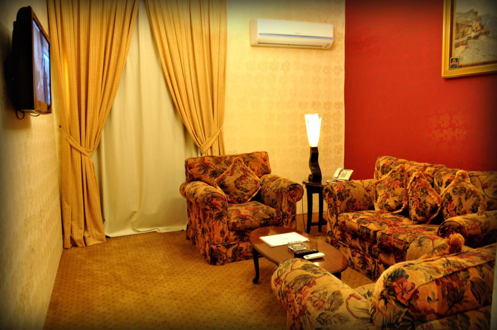 Al Higgi Hotel Yanbu Εξωτερικό φωτογραφία