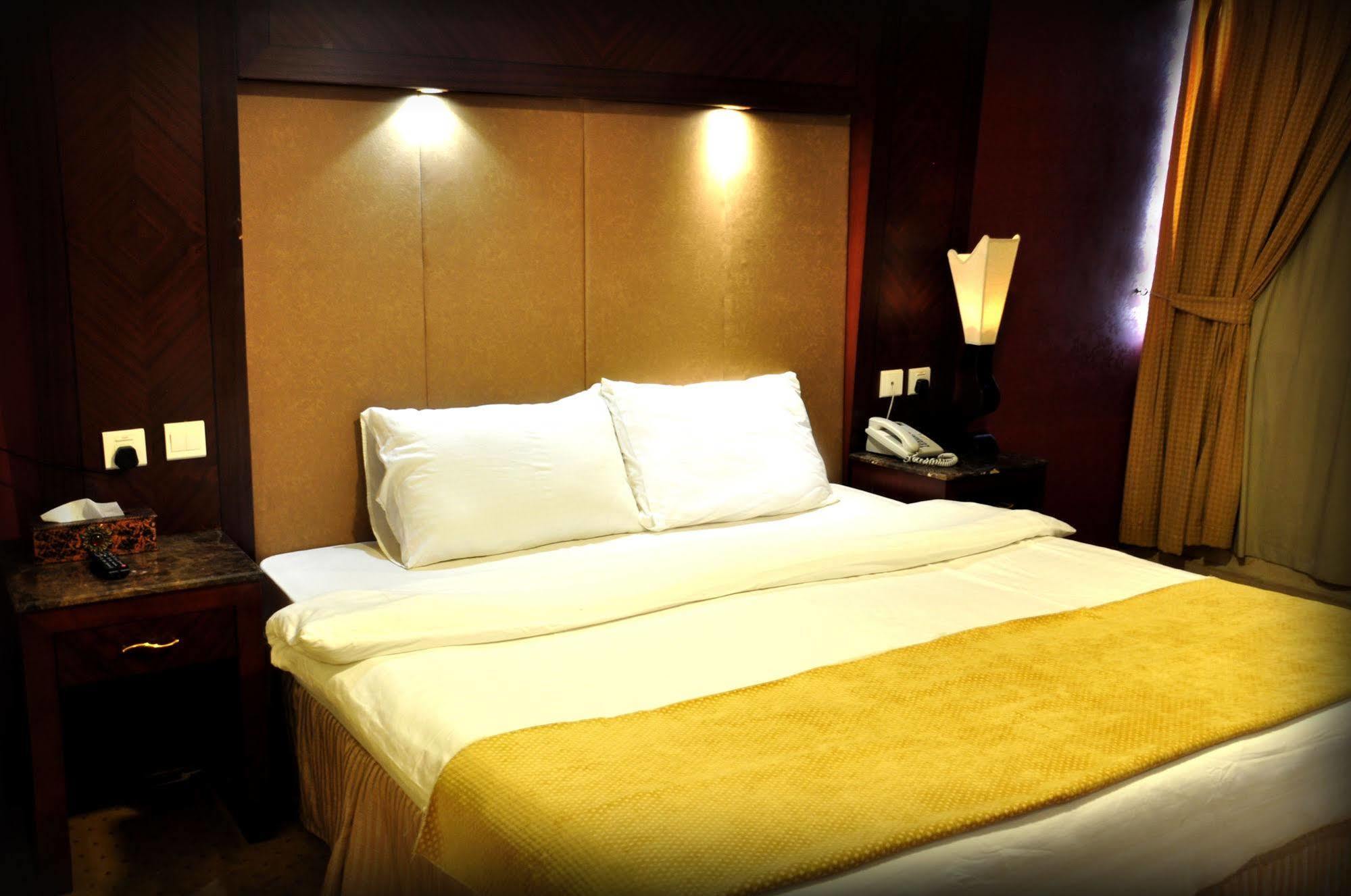 Al Higgi Hotel Yanbu Εξωτερικό φωτογραφία
