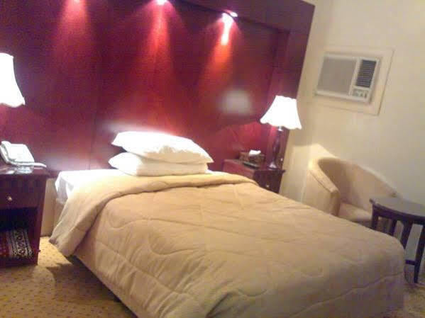 Al Higgi Hotel Yanbu Εξωτερικό φωτογραφία